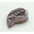 Atacado natural rhodonite folha pendant